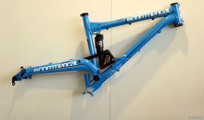 Eurobike 2010: enduro érdekességek – Commencal