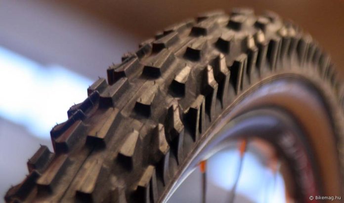 Eurobike 2011: Panaracer Dart