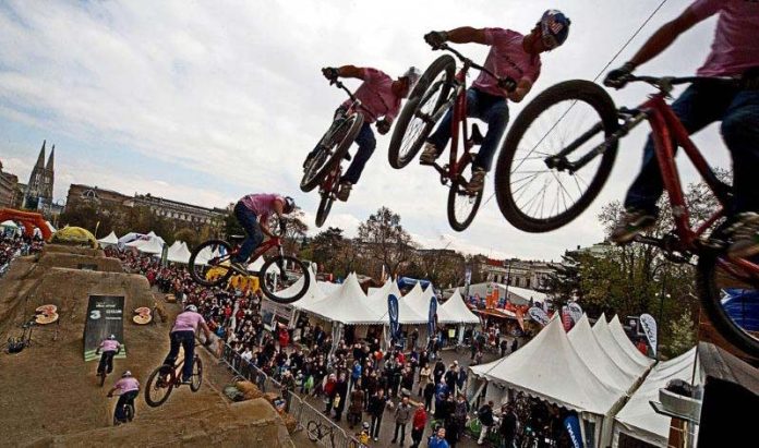 Greg Watts: flip barspin