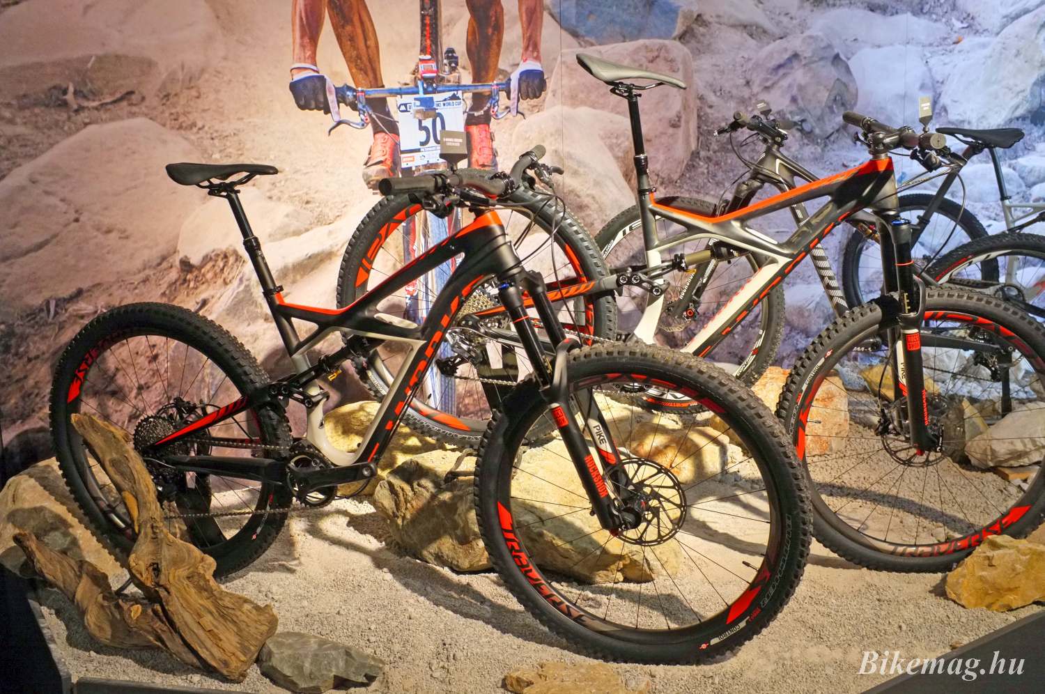 Az új mountain bike-ok 29er és 650B változatokban
