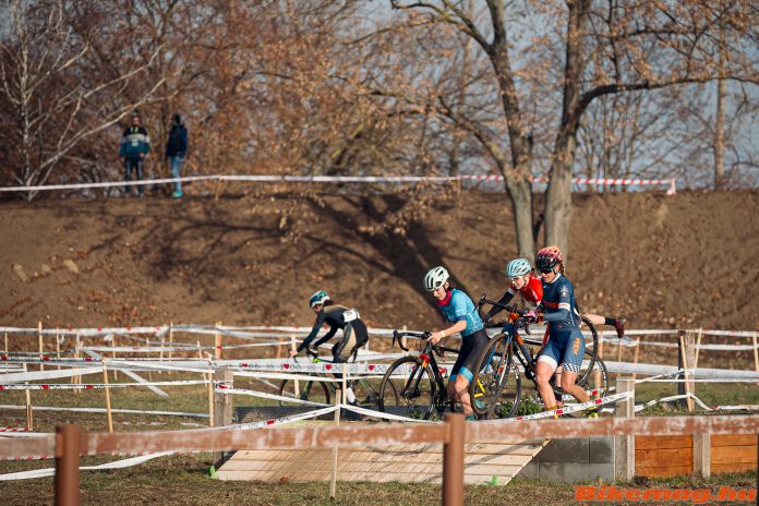 20201206_122228_MP2_1418