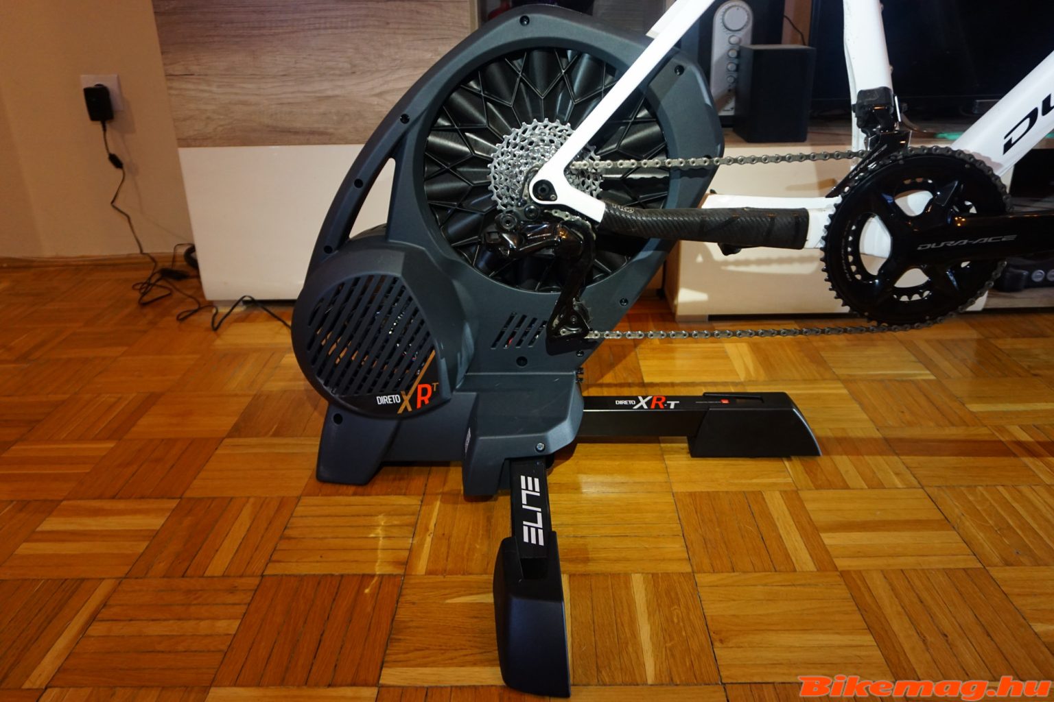Elite Direto XR-T Indoor Trainer Elite Direto XR-T Smart Trainer